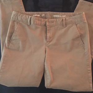 Gap women khakis